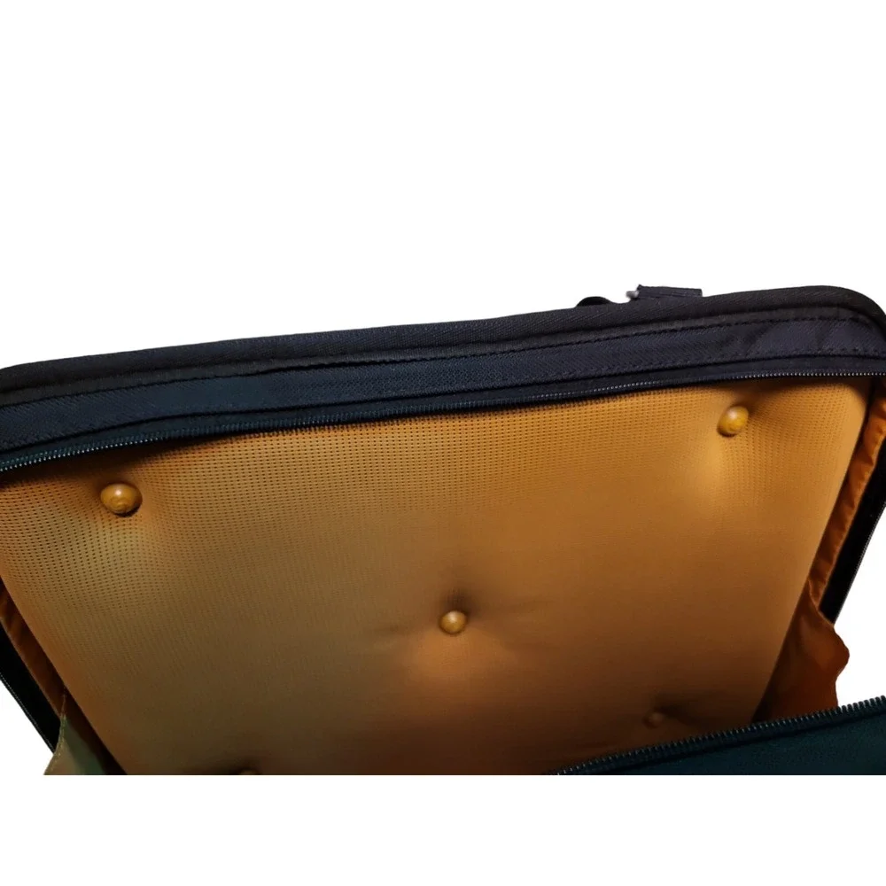 Samsonite this bag